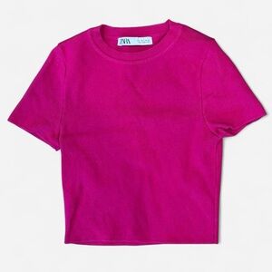Zara fuchsia knit tshirt - size small